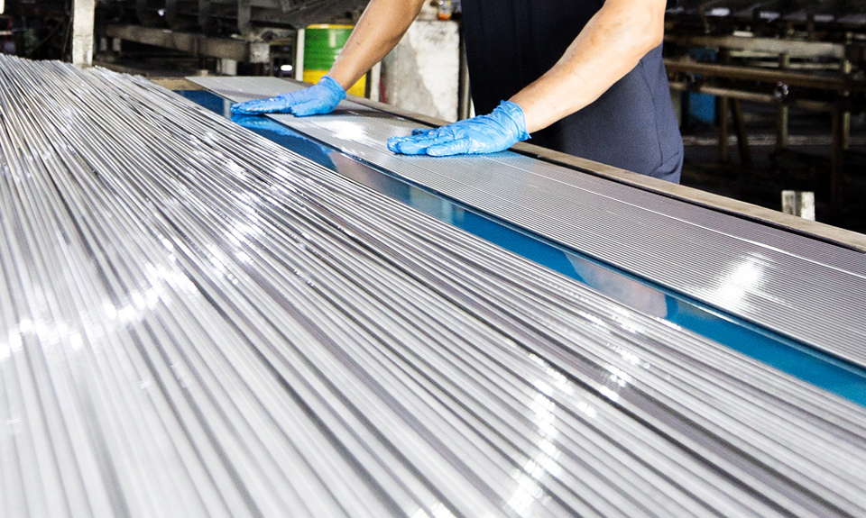 同一金屬-10年品牌經營