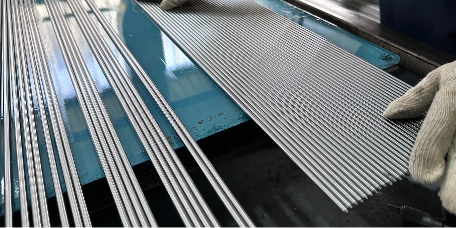 為什麼11SMnPb30是高速車床的理想材料？