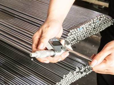 1215鋼材是什麼材料