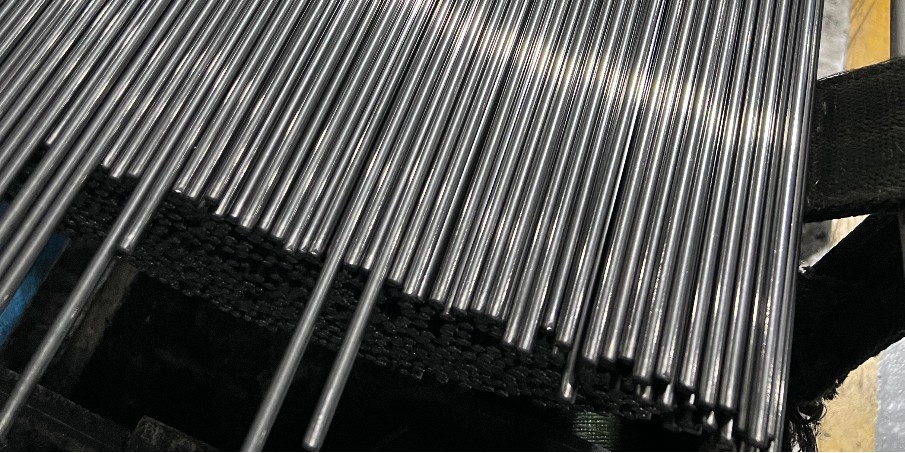 不鏽鋼棒 vs. 碳鋼棒：哪種性能更優？