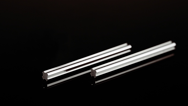 如何通過色澤來鑒别不鏽鋼型材的好壞